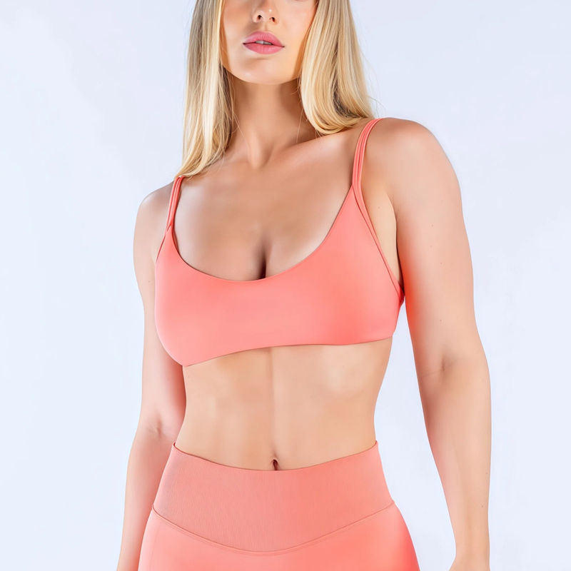 HISTELLO インパクトスクープネックブラ レディース  - Pilate Yoga Workout のレビューと価格